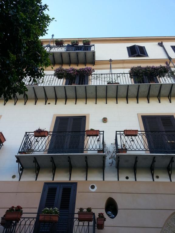 B&B Casa Degli Artisti Palermo Exterior foto